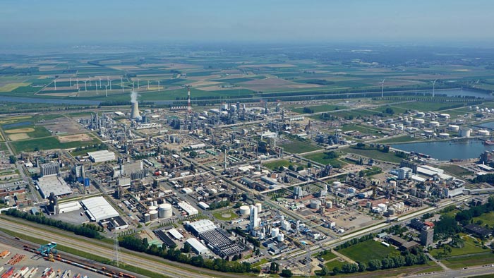 BASF pursues capacity expansion of integrated ethylene oxide complex at its Verbund site in Antwerp