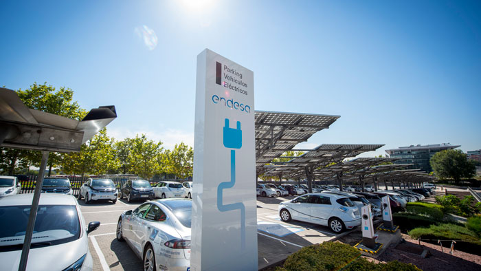 Endesa to install more than 100,000 EV charging points in Spain, as Madrid announces ban on polluting vehicles