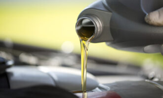 API updates Motor Oil Guides, to license new passenger car engine oil category sometime in 2020