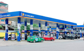 GS Caltex signs an agreement with Petrolimex Saigon