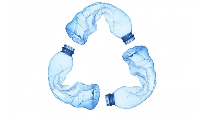 بازیافت بطری آب