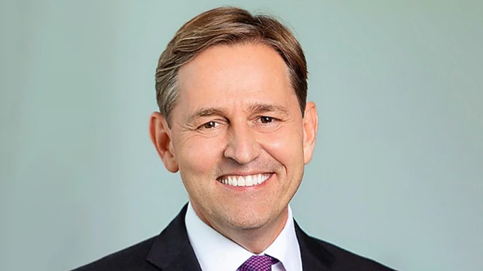Royal Dutch Shell appoints Huibert Vigeveno as downstream director