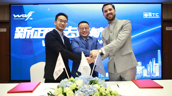 Dongfeng and Wolf Oil sign partnership agreement in China