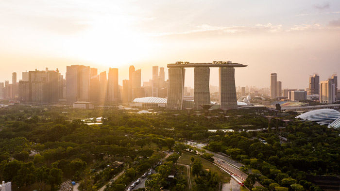 Singapore aims to have all vehicles run on cleaner fuels by 2040