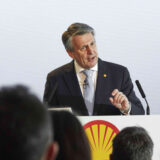 Oil majors Total and Shell announce their response to falling crude oil prices