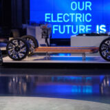 GM unveils long-range battery to power its new electric vehicles