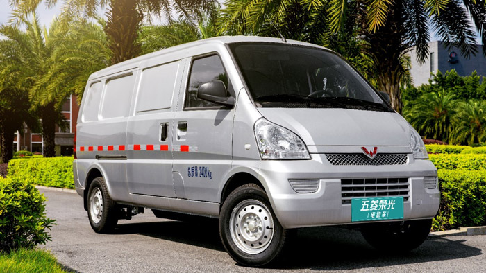 GM Chinese joint venture Wuling launches electric minivan with a USD11,810 sticker price