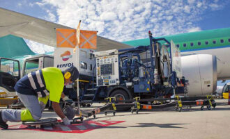 Repsol produces Spain's first batch of aviation biofuels