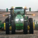 John Deere unveils fully autonomous tractor at CES 2022