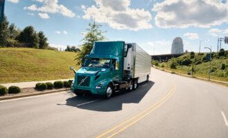 Volvo launches electric truck with longer range in N. America