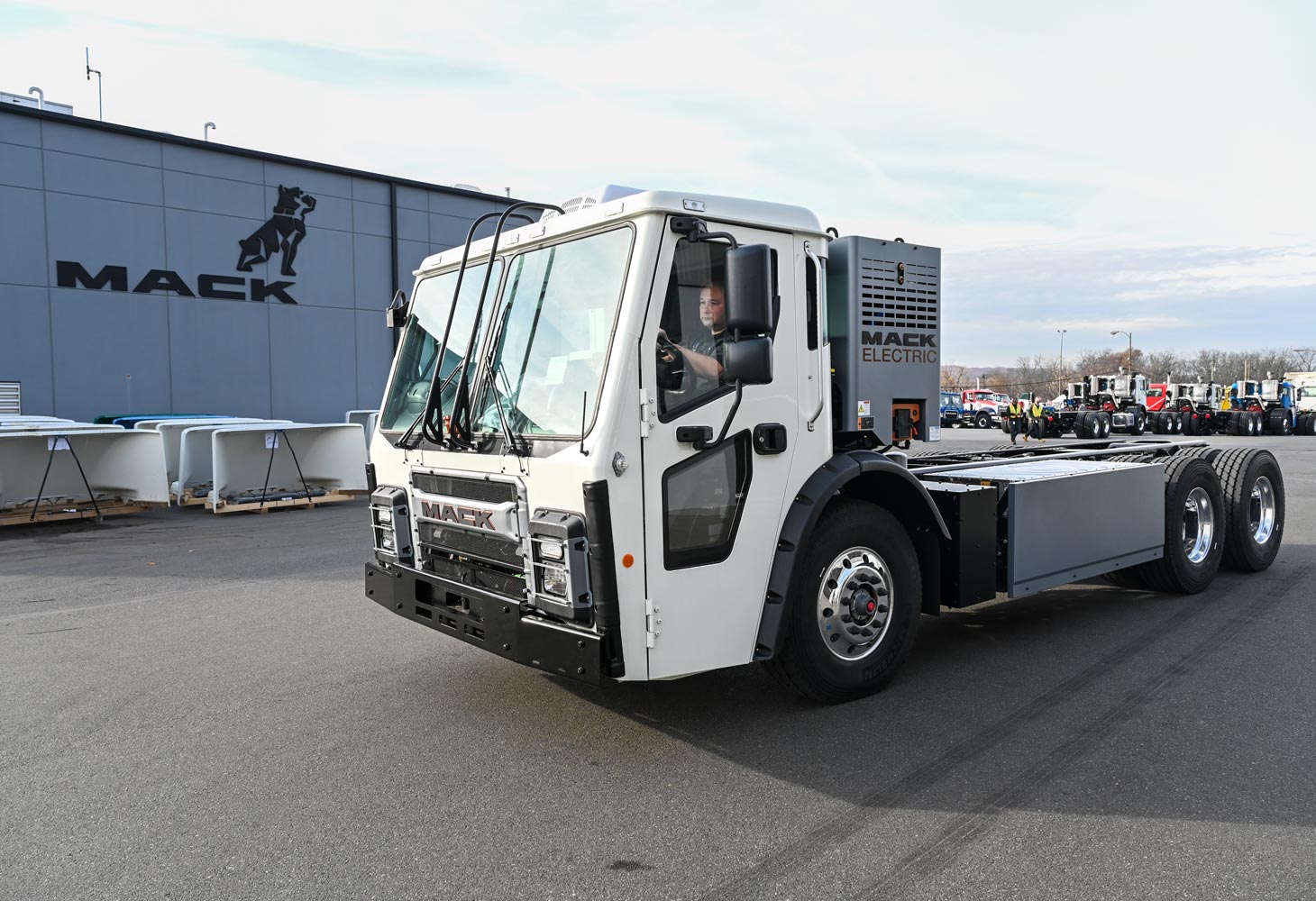 Mack introduces Vehicle-as-a-Service (VaaS) Program for BEVs