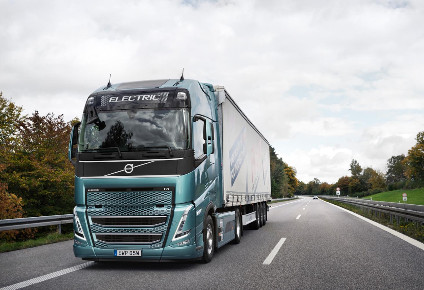 Volvo Trucks leads in Europe for heavy all-electric trucks
