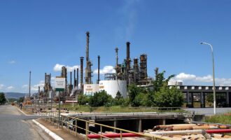Chevron Lummus gets contract for Petrobras' Group II base oil unit