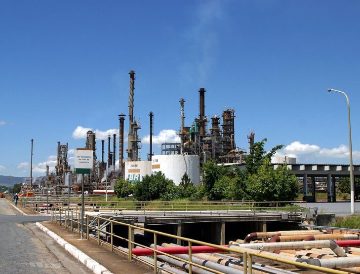Chevron Lummus gets contract for Petrobras' Group II base oil unit