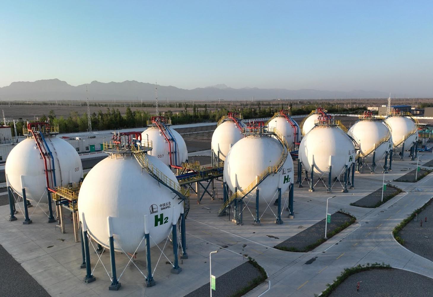 Sinopec's green hydrogen pilot project in Xinjiang is operational