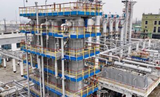 Uzbekistan's oil giant Saneg upgrades its base oil production