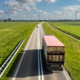 EU sets stricter CO2 emissions targets for heavy-duty vehicles
